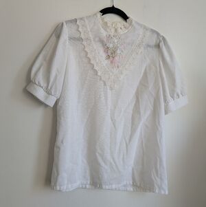 Vintage White Gauzy Embroidered Lace Puff Sleeve Prairie Top Size M Milkmaid